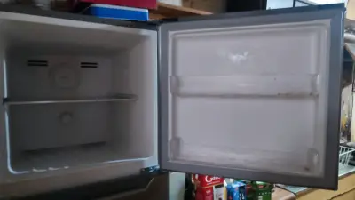 Refrigerador Madems No Frost 251 Litros ALTUS 1250 - miniatura 3