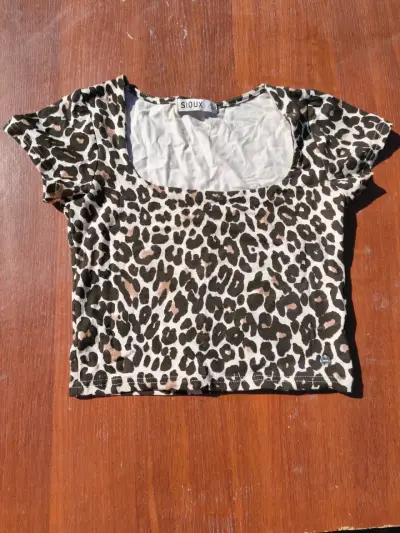 Polera animal print Sioux 🤎 - miniatura 1