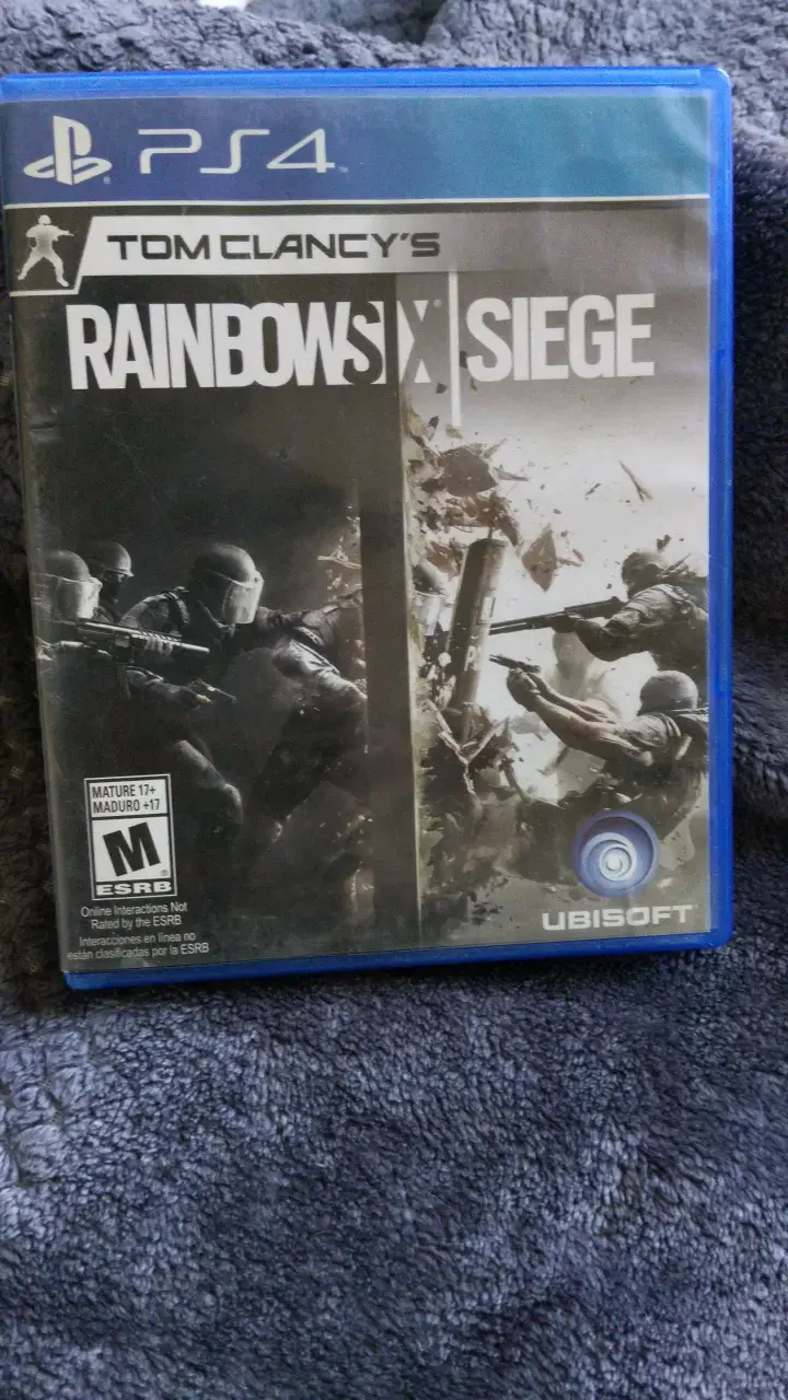 Juego PS4 Tom Clancy's Rainbow Six Siege - 6