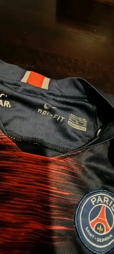 Camiseta PSG Neymar Jr Nike Dri-Fit Talla 6/8 Niño - miniatura 3