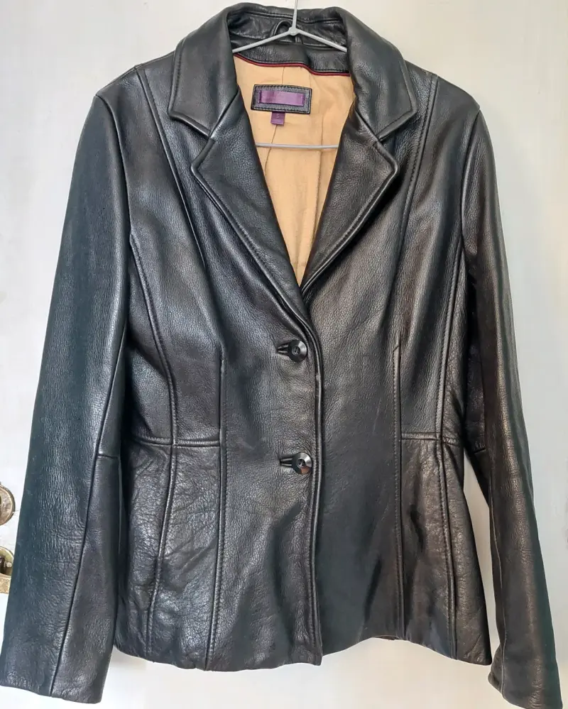Chaqueta de cuero negra para mujer talla S