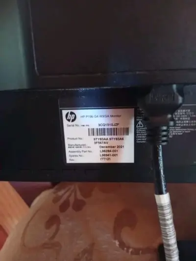 Monitor HP P19B G4 WXGA de 19 pulgadas - miniatura 2