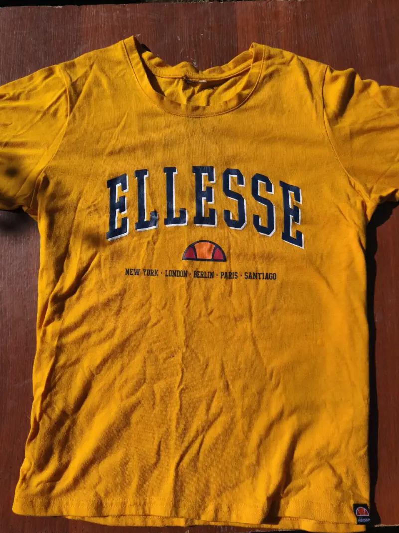 Polera mostaza Ellesse 💛
