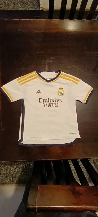 Camiseta Real Madrid Adidas para niño talla 4/5 - miniatura 1