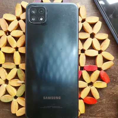 Samsung A225g en buen estado - miniatura 2