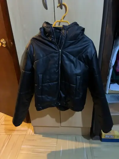 Chaqueta Puffa eco cuero - miniatura 1