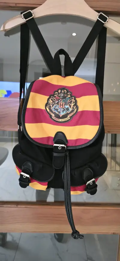 Mochila Hogwarts rayas Gryffindor - miniatura 2