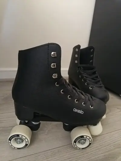 Patines de cuatro ruedas negros Oxelo - miniatura 1