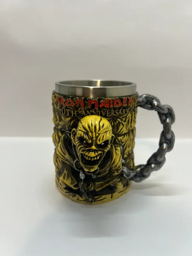 Taza Iron Maiden 30th Anniversary con diseño 3D - 1