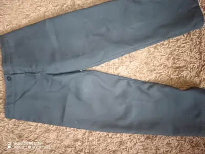 Lote de pantalones para niños en varios colores - miniatura 4
