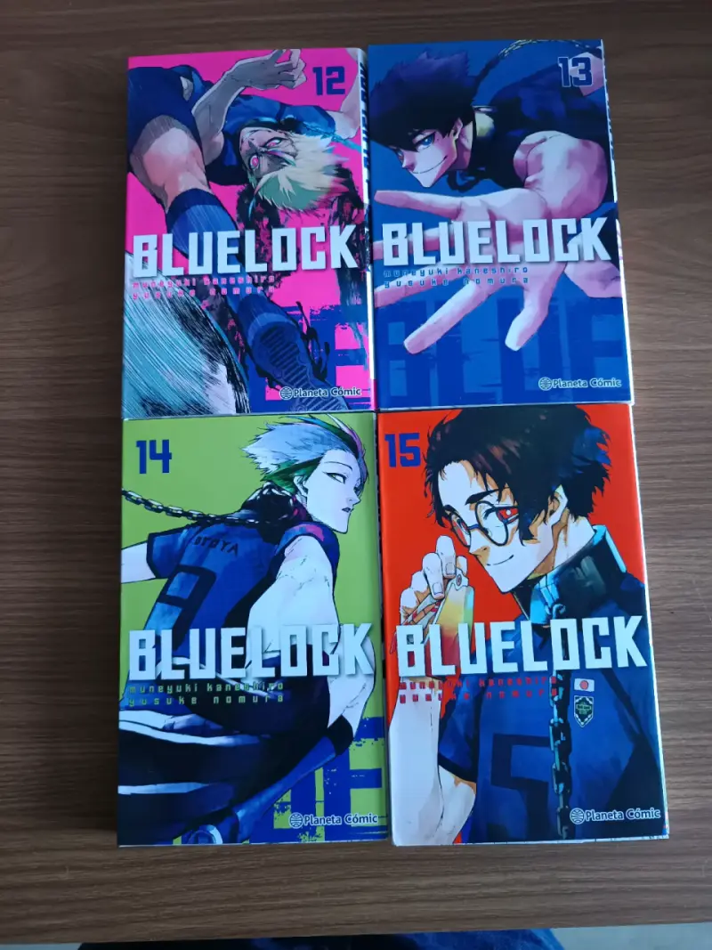 Colección de mangas Blue Lock volúmenes 12-15