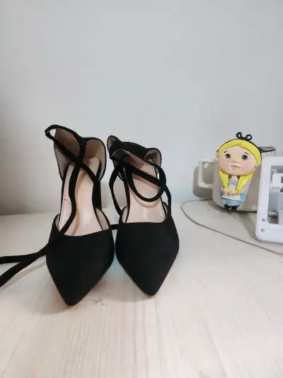 Zapatos de Tacón Alto Negros Talla 36 - miniatura 2