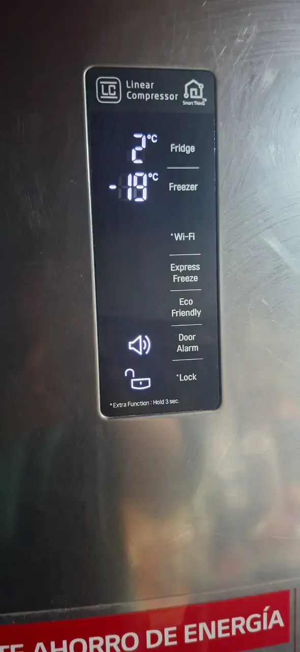 Refrigerador LG Inverter con Compresor Lineal - 1