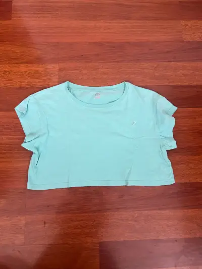Polera crop top verde menta talla XL - miniatura 1