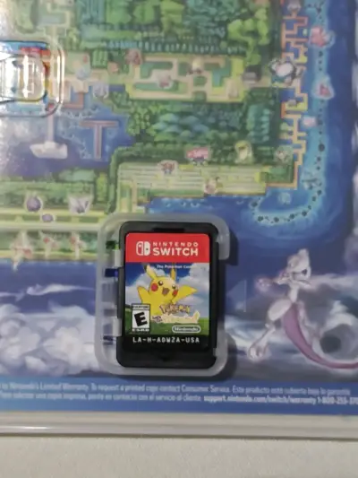 Juego Nintendo Switch Pokémon Let's Go Pikachu - miniatura 3