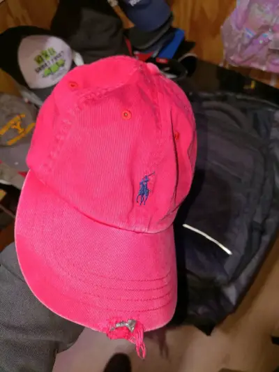 Gorra roja Polo Ralph Lauren con logo bordado - miniatura 1