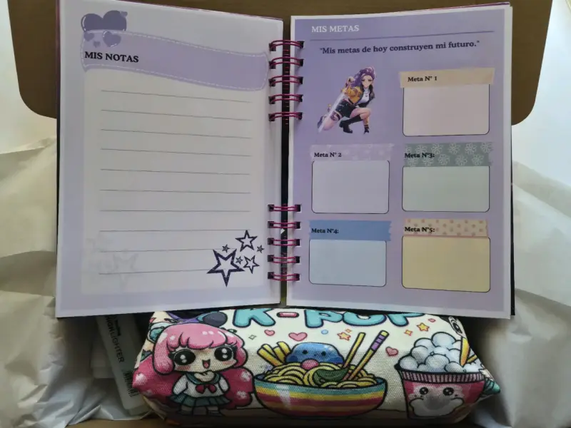 Set de Papelería K-Pop con Cuaderno y Marcadores - 3