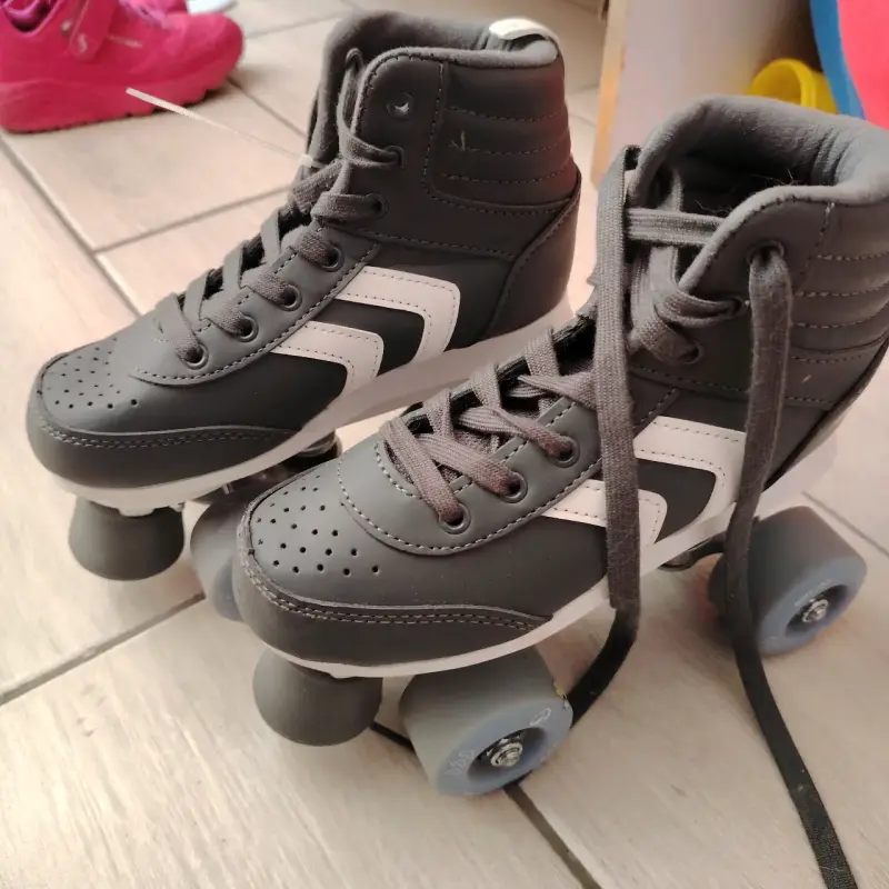 Patines de cuatro ruedas N°32-34 - 1