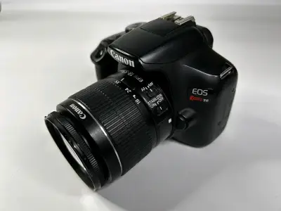 EOS Rebel T6 con lente 18-55mm | 15.200 disparos - miniatura 1