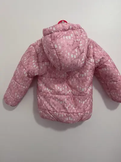 Chaqueta rosada para niña con capucha - miniatura 2