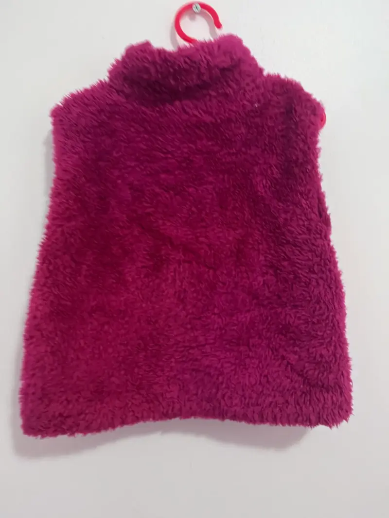 Chaleco sin mangas de peluche fucsia para niña - 2