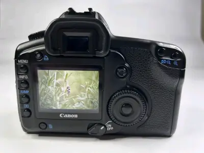Canon 5D Mark 1 Cuerpo | 7 mil disparos - miniatura 5