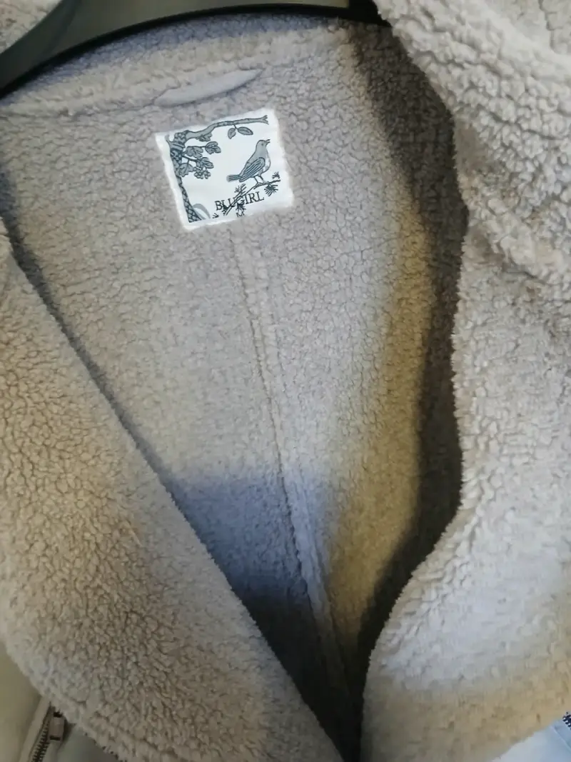 Chaqueta de mujer gris con forro de lana - 3