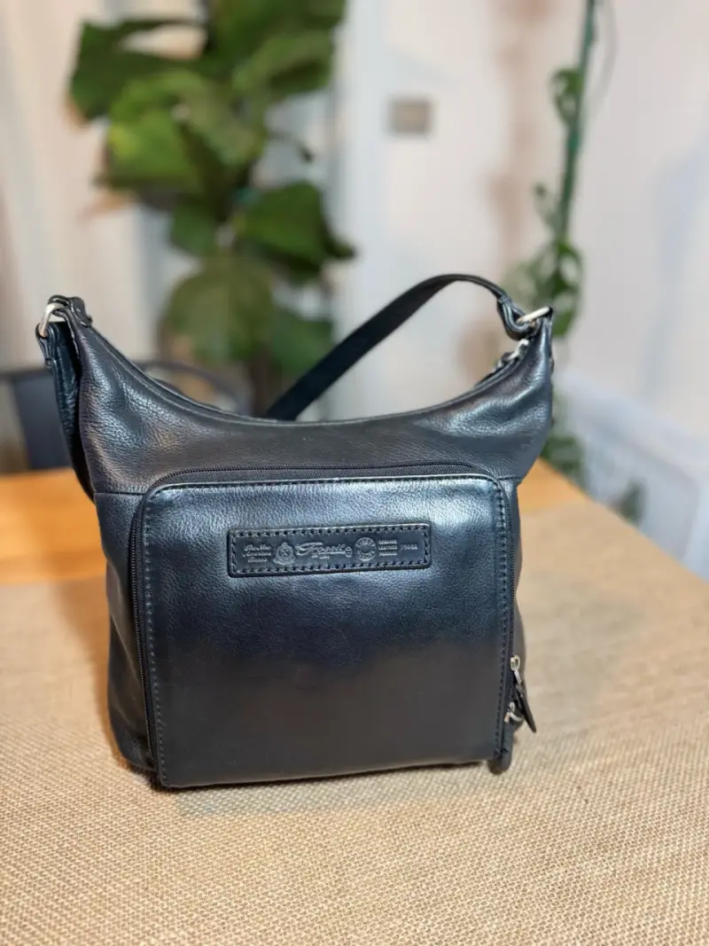Bolso de cuero negro Fossil con bolsillo frontal - 1