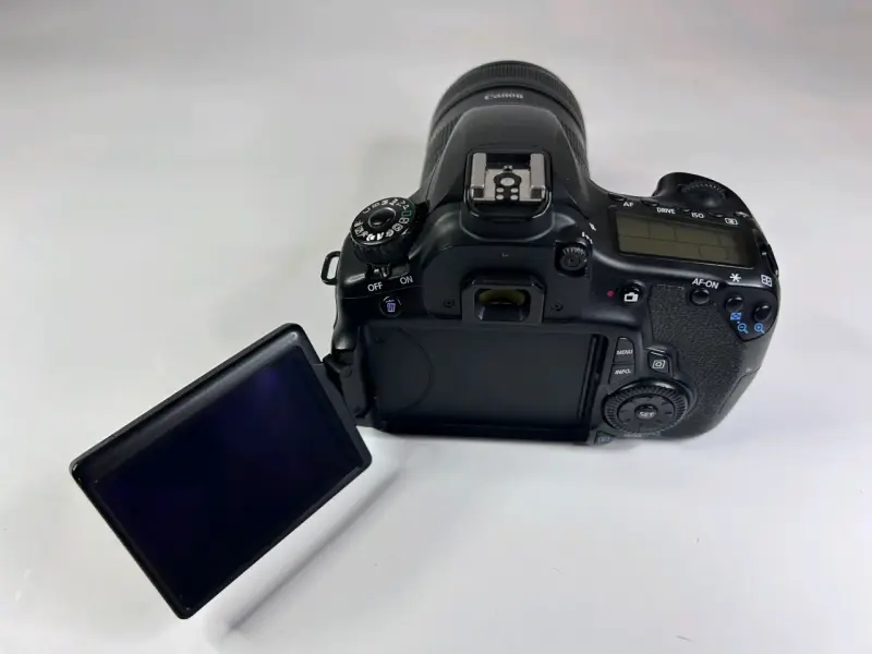 Canon 60D +18-135MM | 34.800 disparos - 3