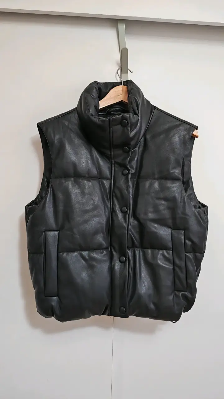 Chaqueta puffer sin mangas Zara para mujer - 5