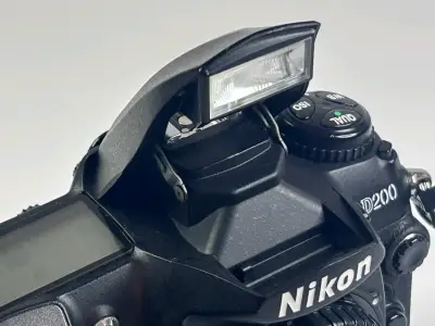 Nikon D200 Cuerpo | 42.600 disparos - miniatura 5