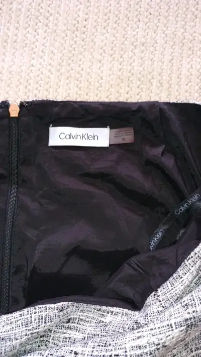 Falda lápiz Calvin Klein - miniatura 2