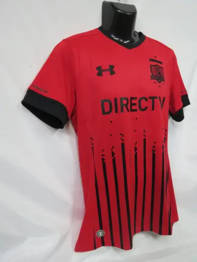 Camiseta de fútbol Colo-Colo roja Under Armour - miniatura 4