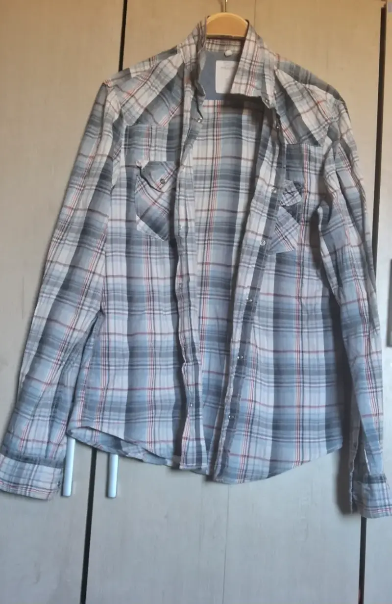 10 Camisas Originales de Hombre Tallas S, M y L - 4