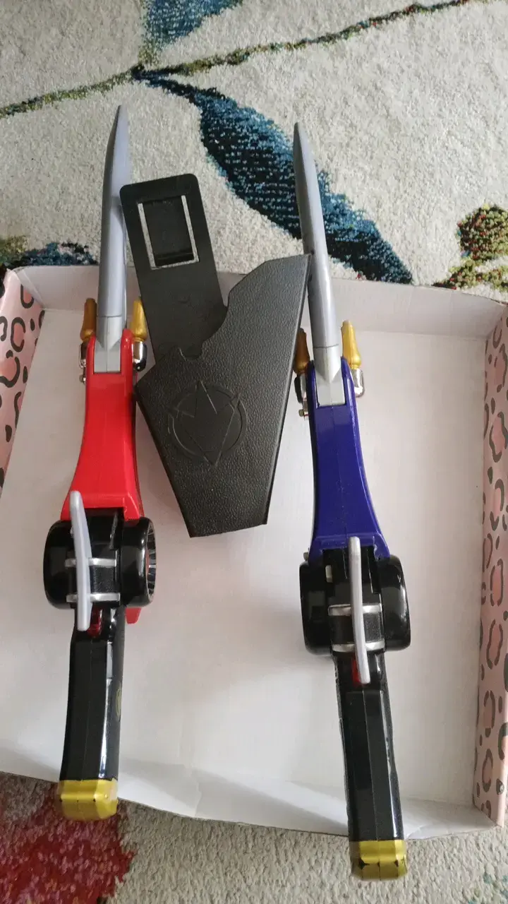 Espadas de juguete Power Rangers con detalles coloridos - 6