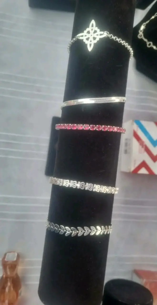 Set de Pulseras y Collares de Plata - 1