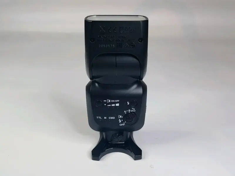 Flash Nikon Speedlight SB-500 con funda - 2
