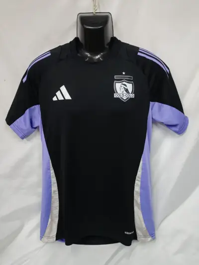 Camiseta Colo-Colo Negra y Morada Talla M - miniatura 1