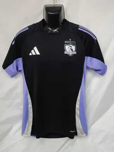 Camiseta Colo-Colo Negra y Morada Talla M - miniatura 6