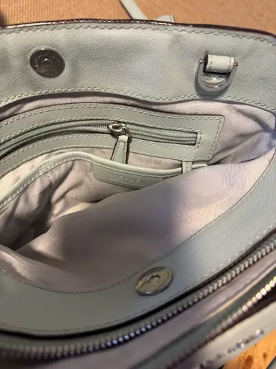 Bolso de mano Michael Kors con correa cruzada - miniatura 2