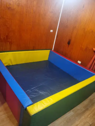 Vendo piscina de pelotas grande - miniatura 3