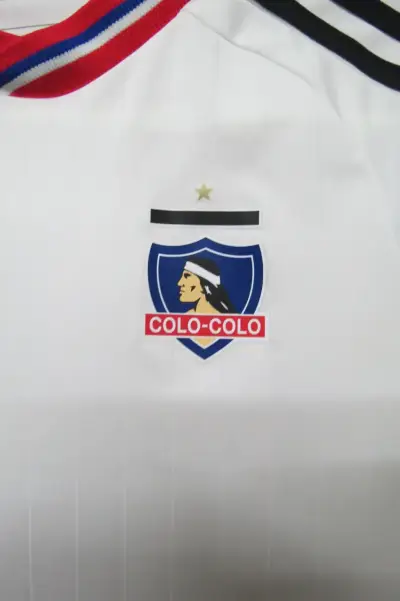 Camiseta de fútbol Colo-Colo Adidas  talla 12 niño - miniatura 4