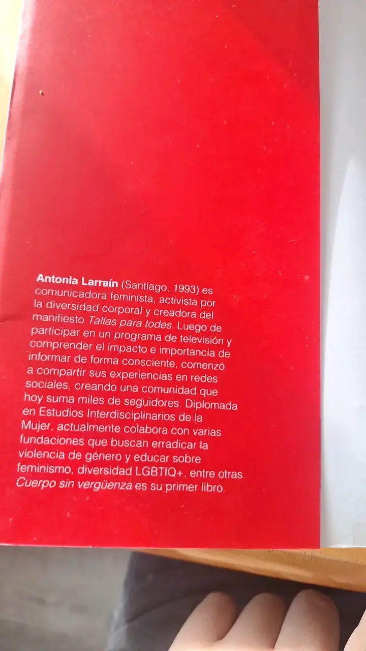 Libro 'Cuerpo Sin Vergüenza' de Antonia Larraín - 3