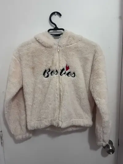 Chaqueta de felpa beige con capucha - miniatura 1