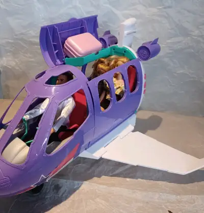 Avión de juguete grande color morado con detalles - miniatura 2