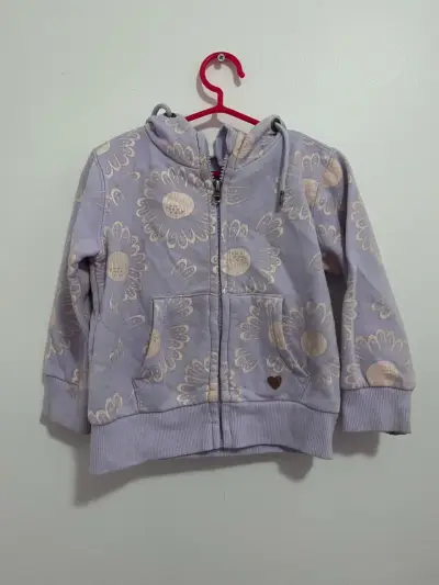 Polerón infantil con capucha y diseño floral - miniatura 1