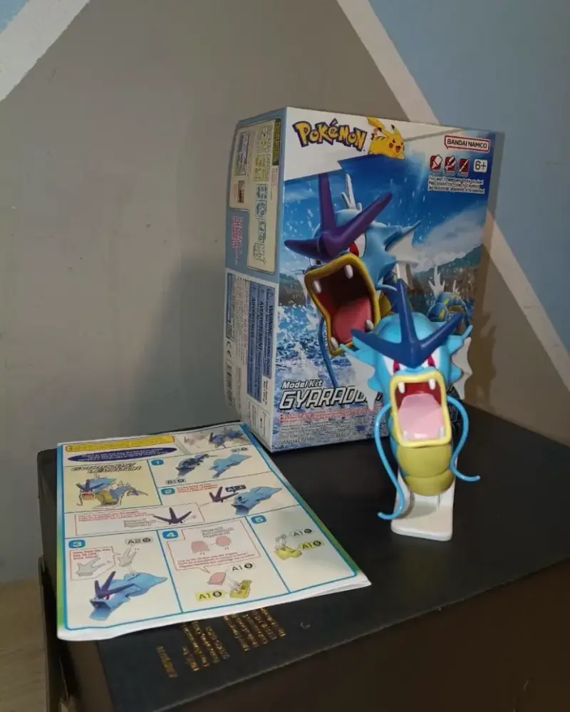 Figura de colección Gyarados Pokémon Bandai - 2