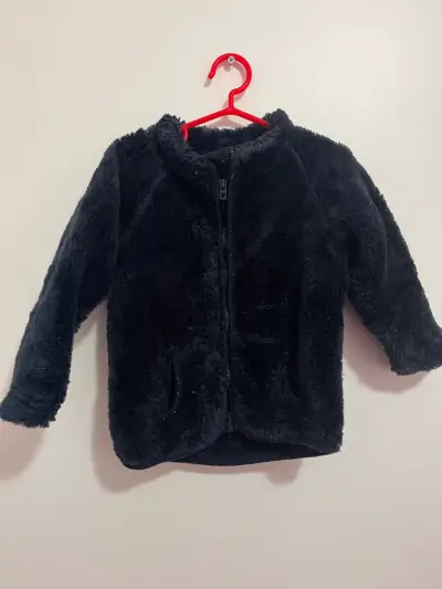 Chaqueta de peluche negra para niños - miniatura 1
