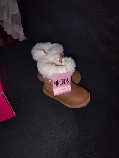 Botas para niña con forro de lana Limonada - miniatura 4