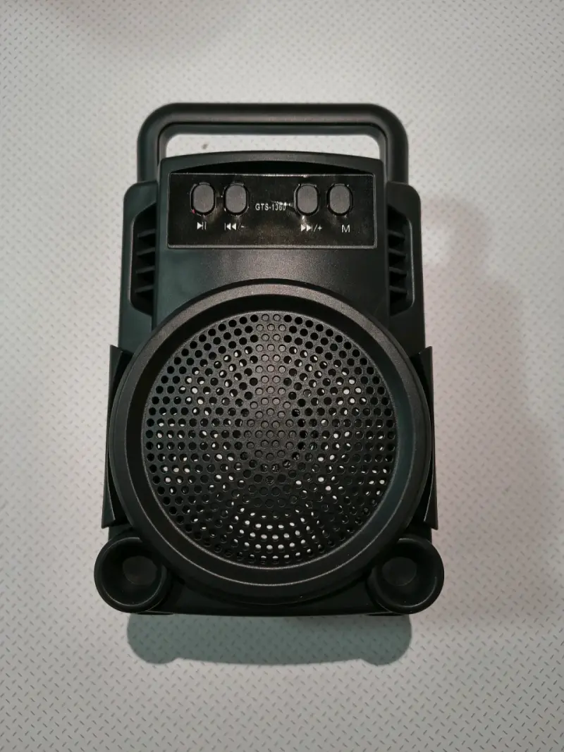 Parlante inalámbrico GTS-1360 con batería recargable - 4